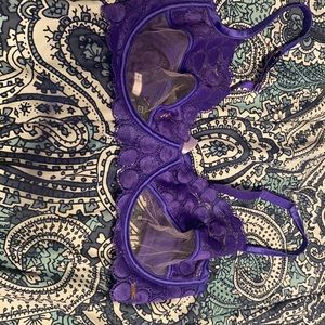 Savage Fenty size 38C lace braw